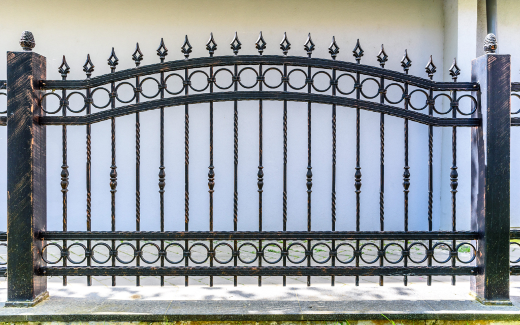 modern-concrete-fencing-gate